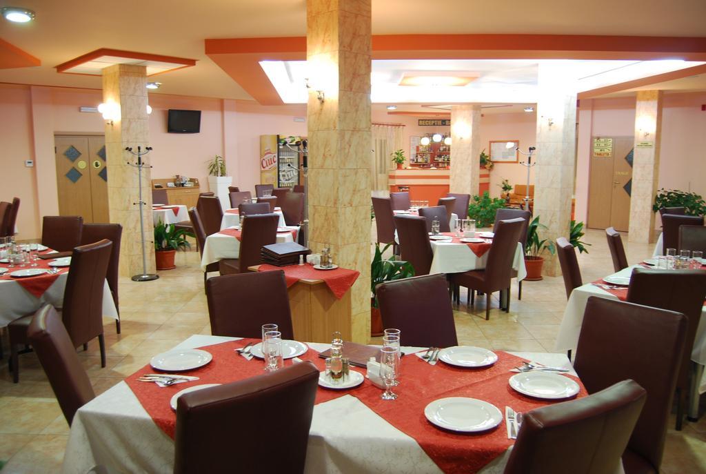 Vladimirescu Pensiunea Casa Verde מראה חיצוני תמונה