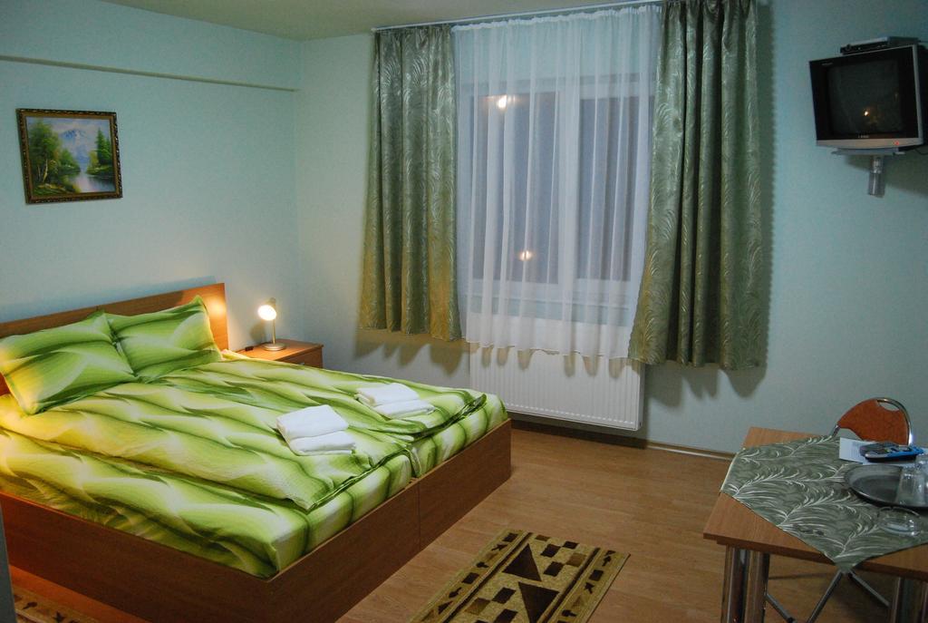 Vladimirescu Pensiunea Casa Verde חדר תמונה